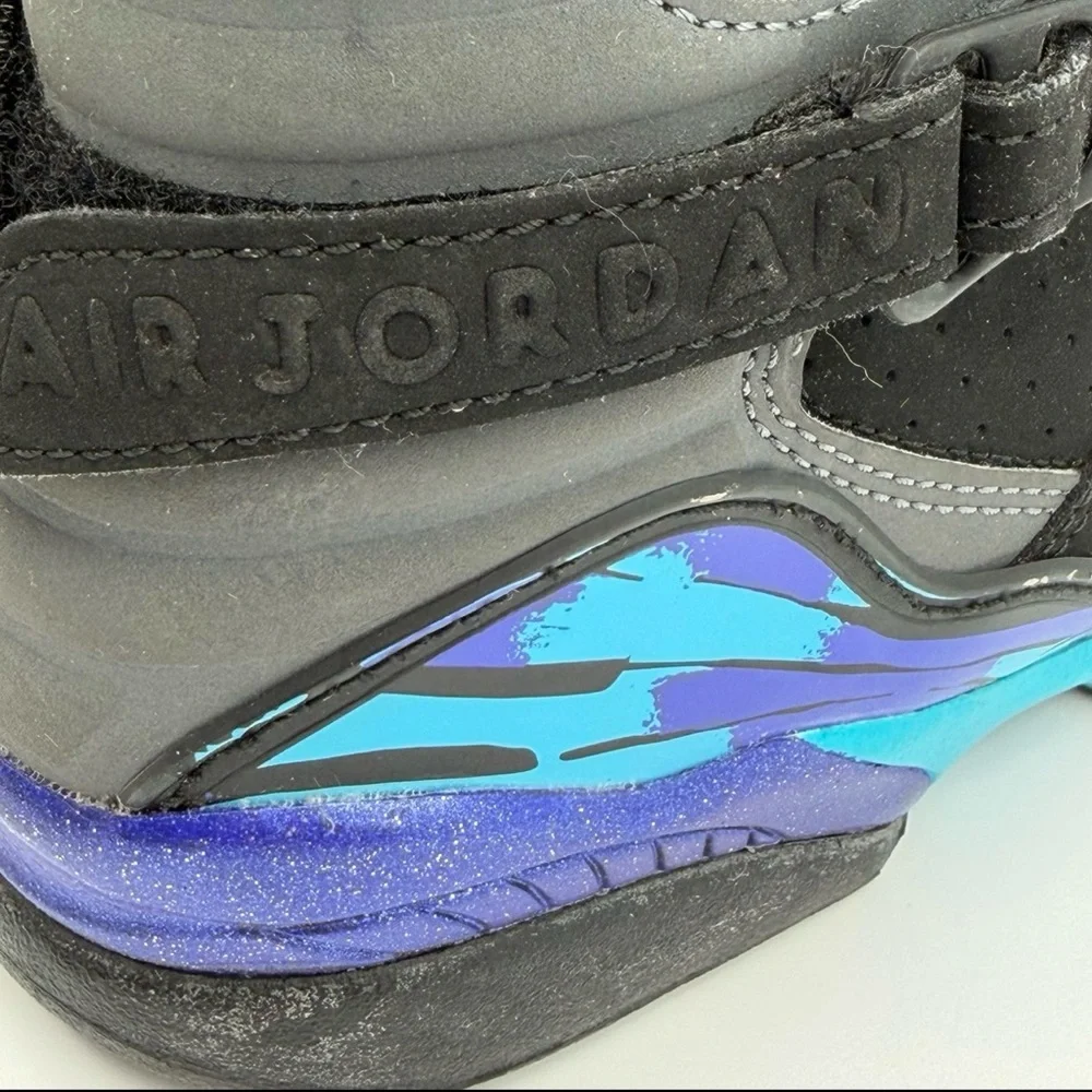 Air Jordan 8 Retro